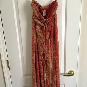 Strapless maxi dress